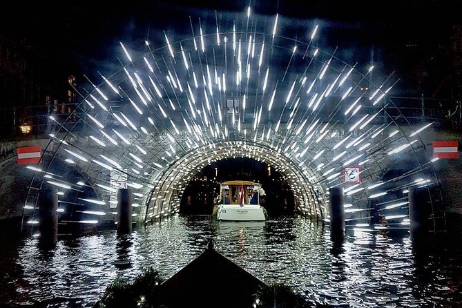Amsterdam Light Festival: Canal Cruise + Snack & Unlimited Drinks - Amsterdam Light Festival from the canals: why this works
