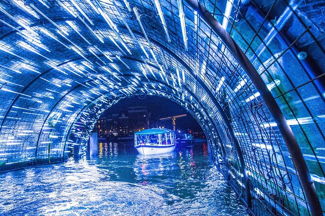 Amsterdam Light Festival: Canal Cruise + Snack & Unlimited Drinks - Drinks and snacks: does the unlimited upgrade add real value?