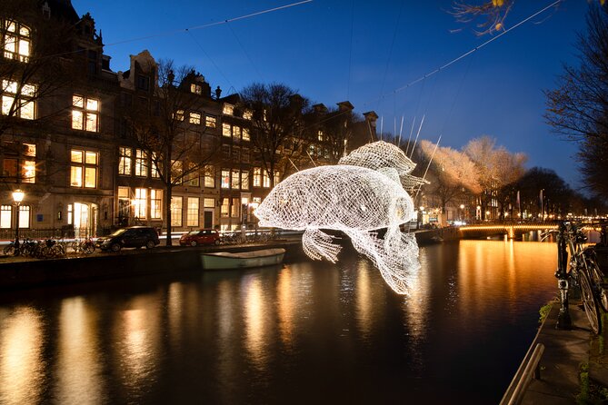 Amsterdam Light Festival Canal Cruise + Unlimited Drinks Option - The boat setup: private, heated, and built for winter cruising