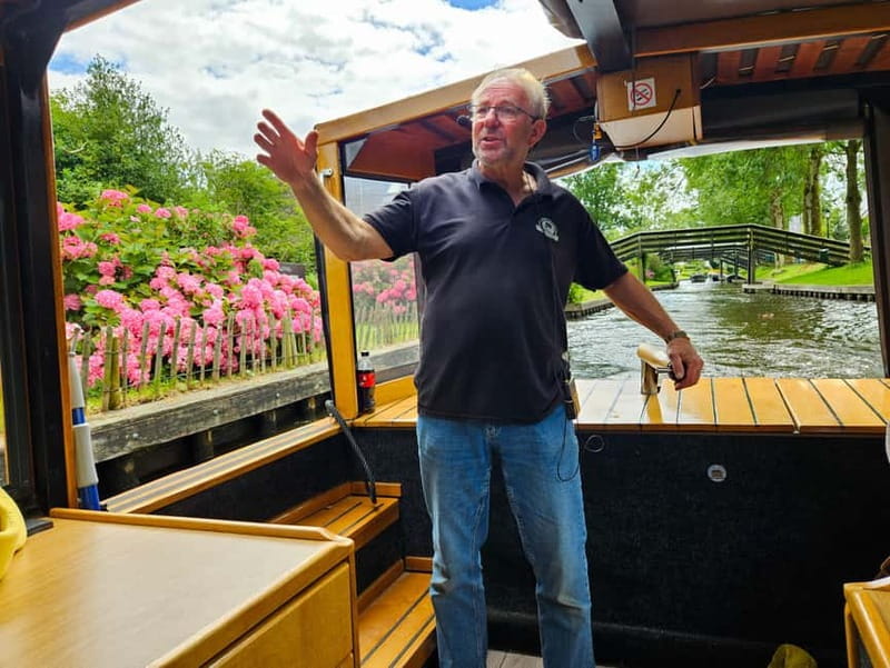 Amsterdam: Live GuideD Giethoorn Boat Tour & Cheese Platter - The 1-Hour Guided Canal Cruise and Cheese Platter