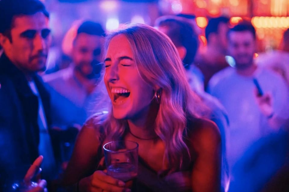 Amsterdam: Ludwig's Original Pub Crawl with VIP Club Entry - Price and what you actually get for $27