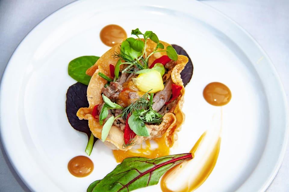 Amsterdam: Luxury Saloon Boat Cruise with 3-Course Dinner - The festive aperitif start: it sets the rhythm fast