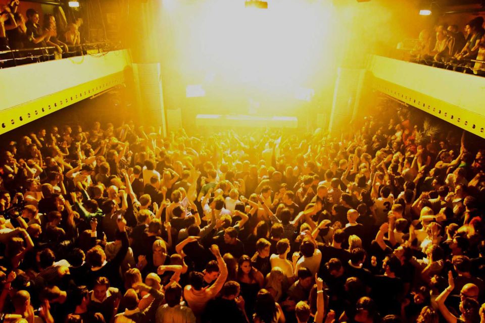 Amsterdam: Nightlife Scene 1, 2, or 3-7 Day Ticket - Taxi, Food Credits, and the Little Helps That Add Up