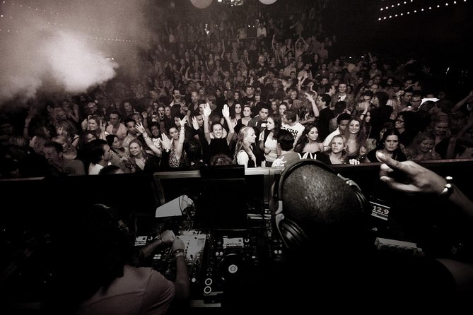 Amsterdam Nightlife Ticket & Bottle of Champagne - Price and value: $30 for a night circuit, not just a single club