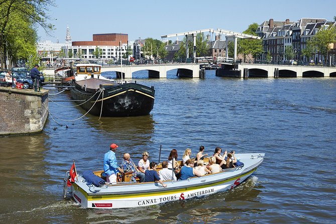 Amsterdam Open Boat Tour with Local Guide - Price and Value: What $27.21 Gets You in Amsterdam Time