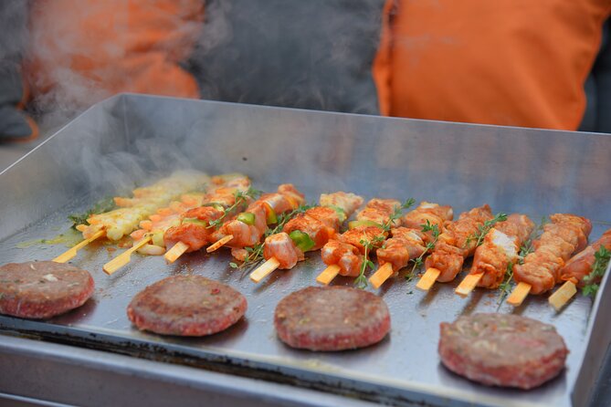 Amsterdam Private BBQ and Drinks Cruise With Onboard Chef - Why this private Amsterdam BBQ cruise feels different