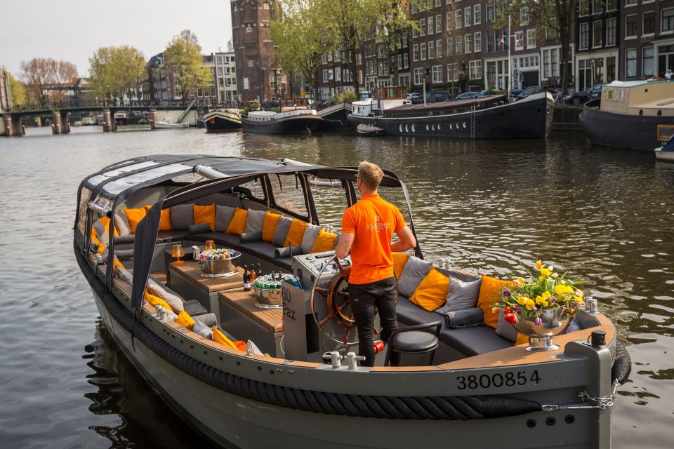 Amsterdam: Private BBQ Cruise with Personal Chef & Drinks - Key things to know before you go