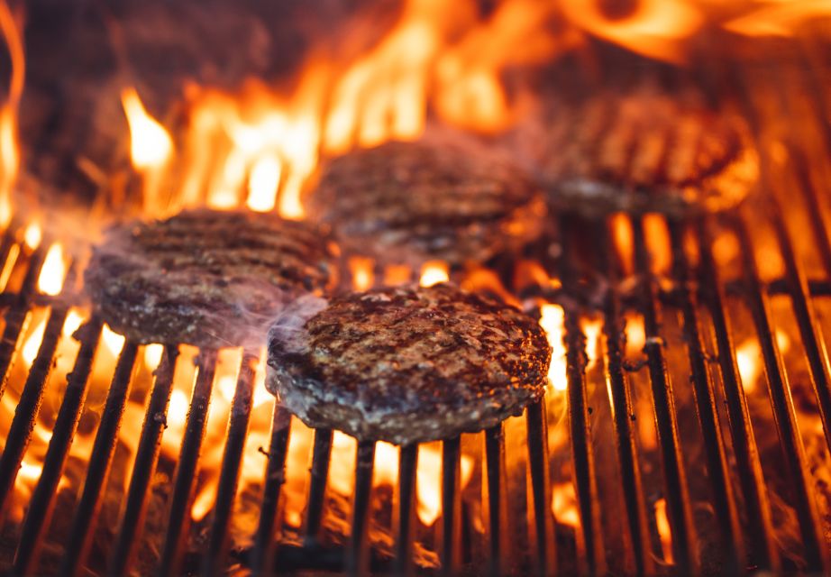 Amsterdam: Private BBQ Cruise with Personal Chef & Drinks - Unlimited Beer, Wine, and Soft Drinks: How the Drinks Work