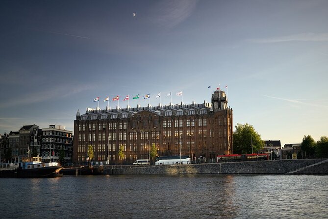 Amsterdam Private Boat Tour with Unlimited Drinks - Who This Boat Tour Fits Best