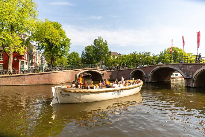 Amsterdam Private Boat Trip with Pizza and Unlimited Drinks - Who should book, and who should skip
