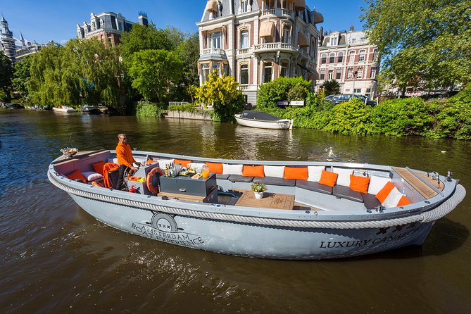 Amsterdam Private Boat Trip With Skipper, Burger and Beers - Who should book this private canal tour (and who may not)