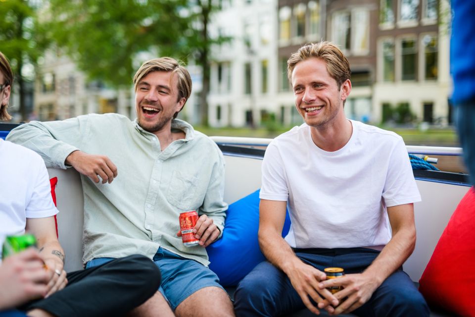 Amsterdam: Private Canal Booze Cruise with Unlimited Drinks - Key Things That Make This Cruise Work