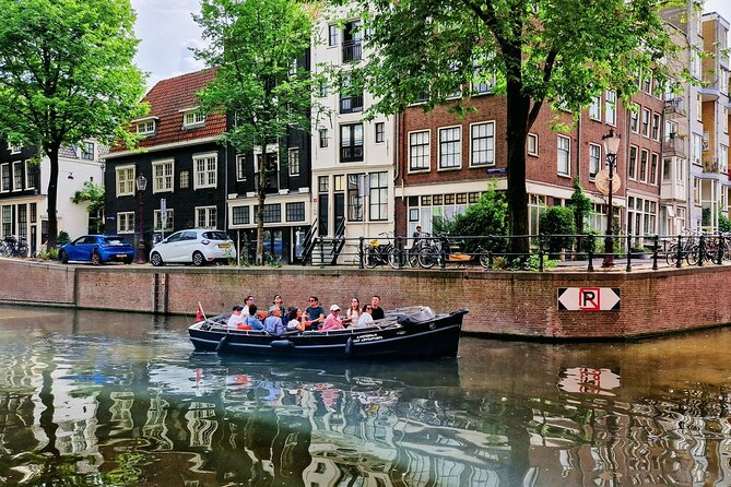Amsterdam Private Canal Cruise – 90 Minutes through the Old City - Who this cruise is best for (and who might prefer something else)