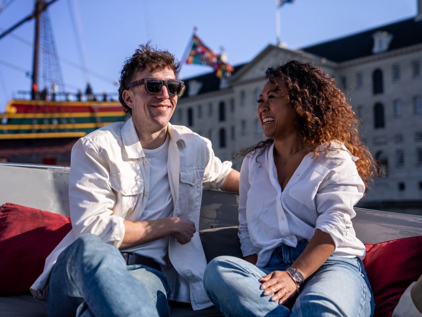 Amsterdam: Private Canal Cruise with Drinks and Snacks - Why a private canal cruise feels different in Amsterdam