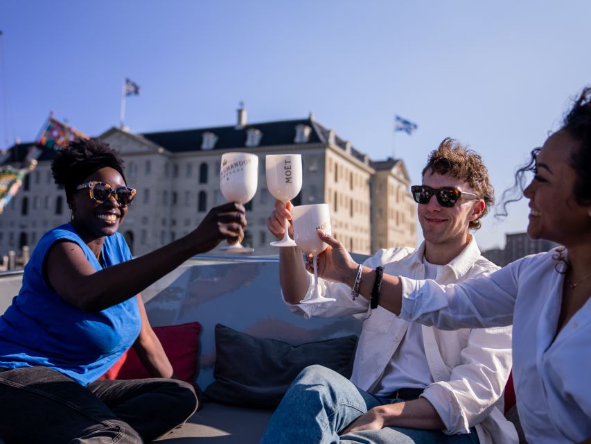 Amsterdam: Private Canal Cruise with Drinks and Snacks - The sights you’ll see from the water (and what to notice)