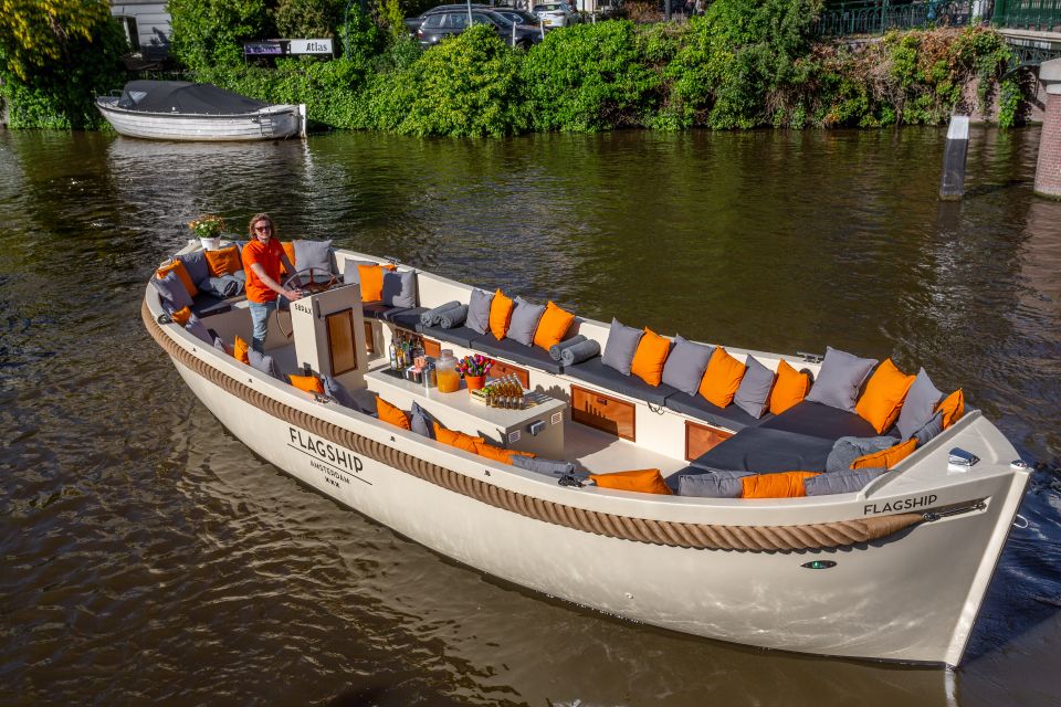 Amsterdam: Private Cruise with Drinks & Pizza or Burger - Where You Meet: Seapalace Dock Saves Headaches