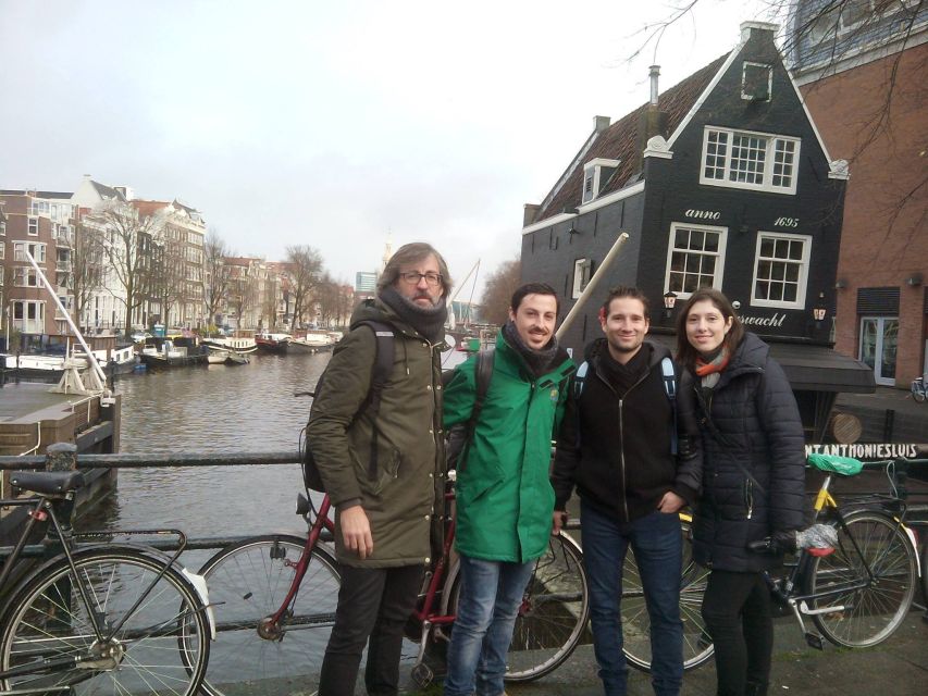 Amsterdam: Private Guided Walking Tour - Medieval cobblestone streets: a route that’s short but loaded