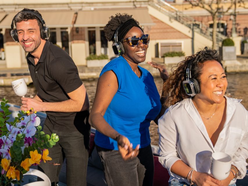 Amsterdam: Private Luxury Cruise with Drinks & Silent Disco - Unlimited beer, wine, and soda: what’s included and what to expect