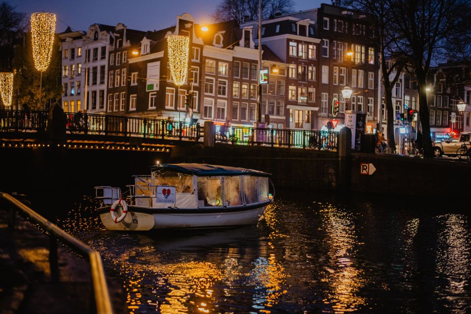 Amsterdam: Private Romantic Evening Boat Tour with Prosecco - Price for two at $279: when it feels worth it