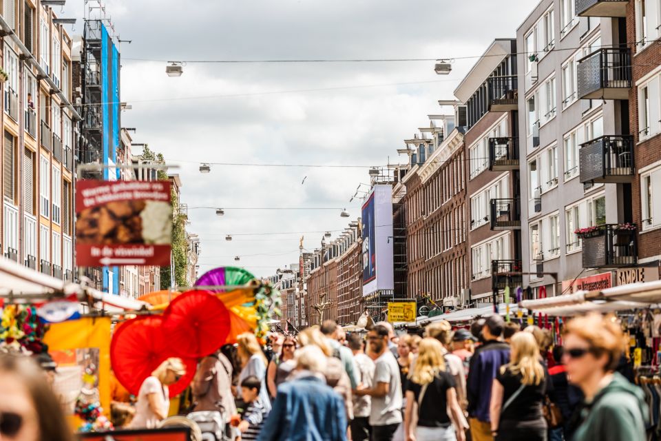 Amsterdam: Private Walking Tour of Jordaan & De 9 Straatjes - Canals and Galerie Geluk: where the shopping gets artistic