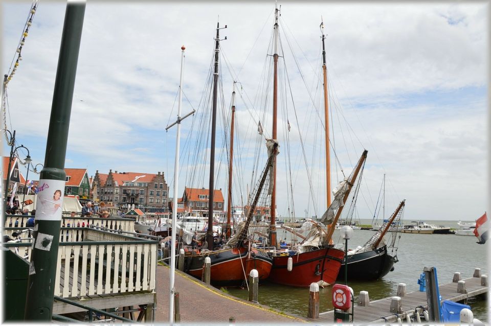 Amsterdam: Private Zaanse Schans Windmills and Volendam Trip - Should You Book This Amsterdam-to-Volendam Tour?