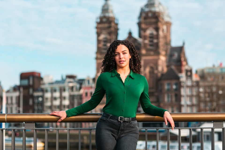 Amsterdam: Professional photoshoot at Centraal Station - Stop 2: Amsterdam Centraal Station (the main photo stop)