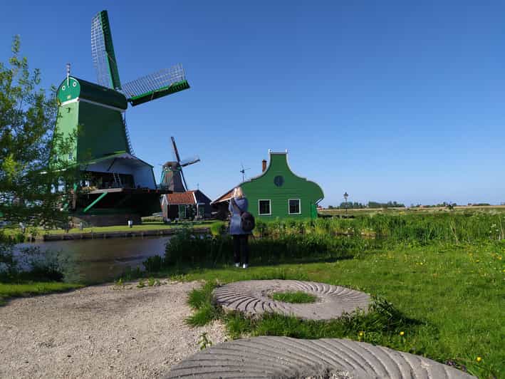 Amsterdam: Rainbow Rural Bike Tour With Local Gay Guide - Easy Cycling Setup: What You’ll Actually Need to Ride