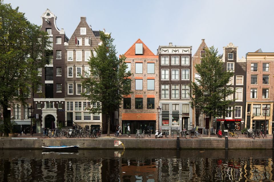 Amsterdam: Red Light District 1-hour Smartphone Audio Tour - Oude Kerk and Belle: The Route’s Most Meaningful Stops