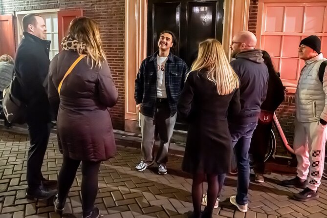 Amsterdam Red Light District and City Center Walking Tour - Pub The Ape (Int Aepjen): one of the last timber survivors