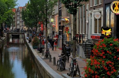 Amsterdam Red Light District tour with a local guide - Price, timing, and small-group pacing (and why $40 makes sense)
