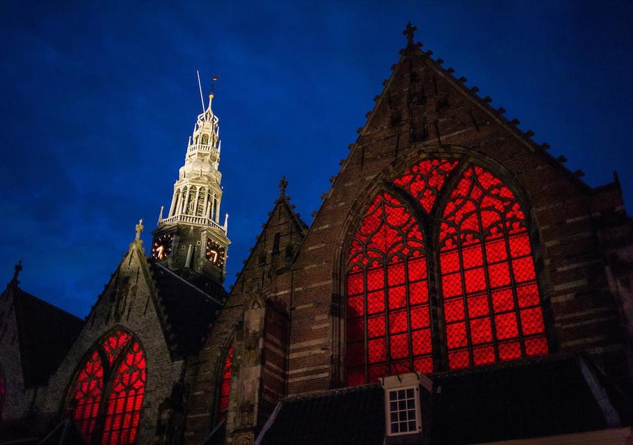Amsterdam: Red Light Tour Exclusive + Peep Show - Dancing Houses and the small street-details you might miss