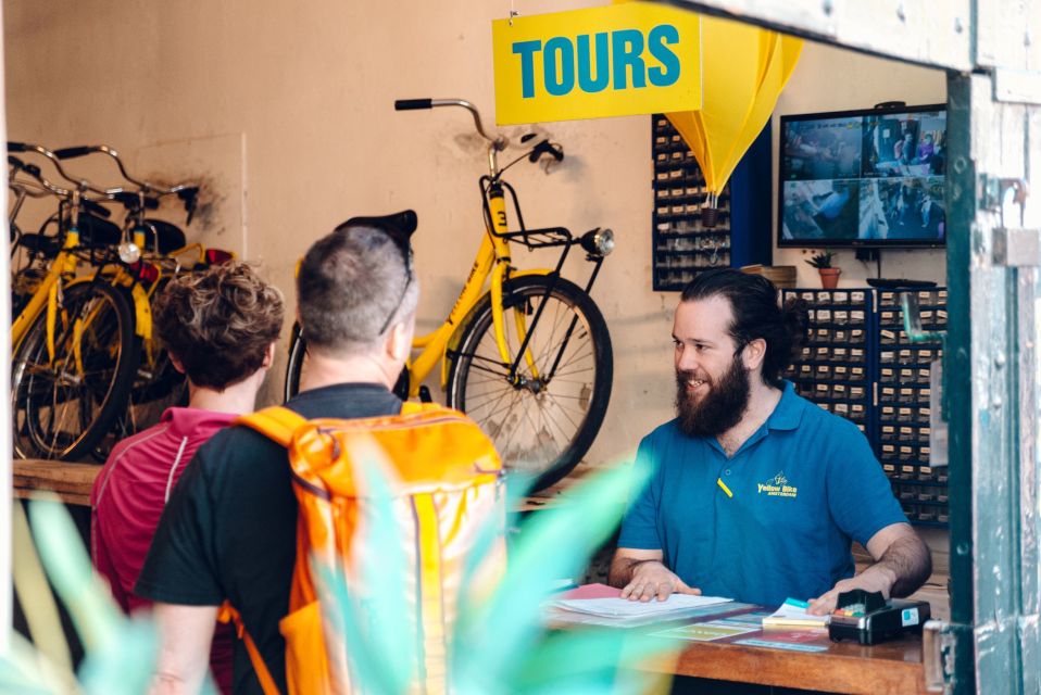 Amsterdam: Relaxed City Highlights Guided Bike Tour - Quick hits before you pedal off