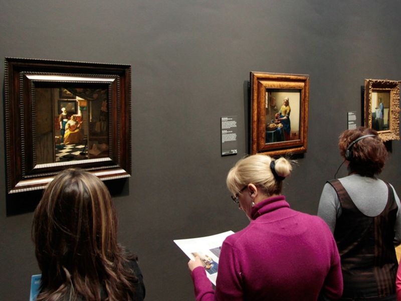 Amsterdam: Rijksmuseum Masterpieces Guided Small Group Tour - Starting location: keep an eye on the meeting point