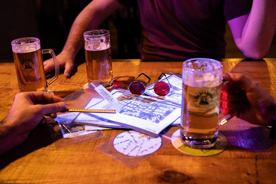 Amsterdam: Self-guided Red Light District Pub Crawl Mystery - The first Red Light District segment: 20 minutes of orientation and intrigue