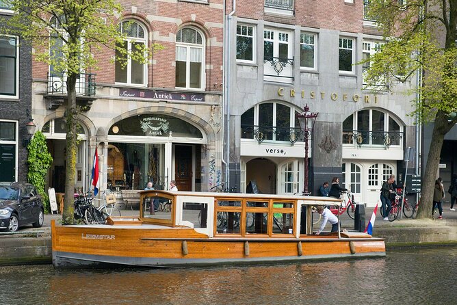 Amsterdam small-group canal cruise in 1920s saloon boat - Price and value: you’re paying for comfort plus captain-led storytelling