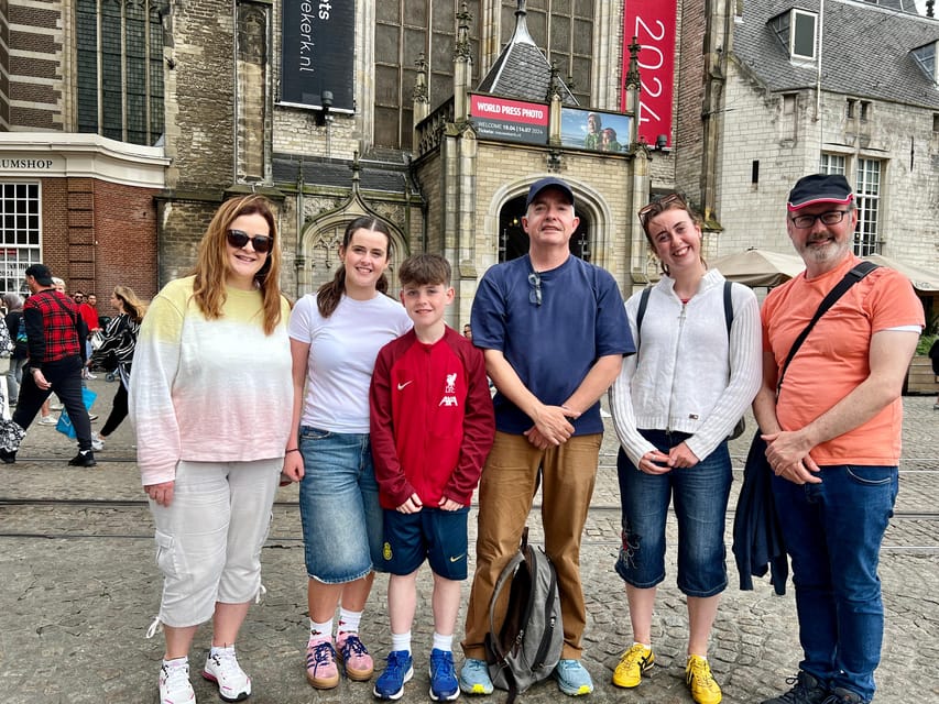 Amsterdam: Small Group Walking Tour with Fun Guide - What to bring and wear for a smooth three hours