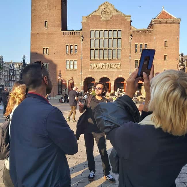 Amsterdam: Spanish Tour Unmasking the Redlight District - Key Things to Know Before You Go