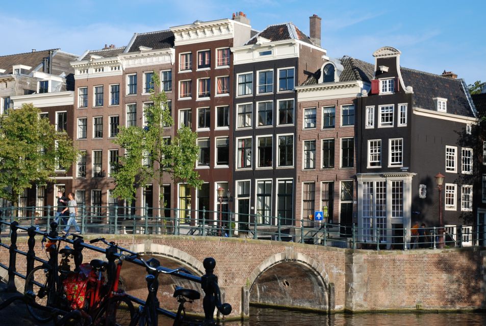 Amsterdam: Stedelijk Museum and 1-Hour Canal Cruise - Who this is best for (and who should rethink it)