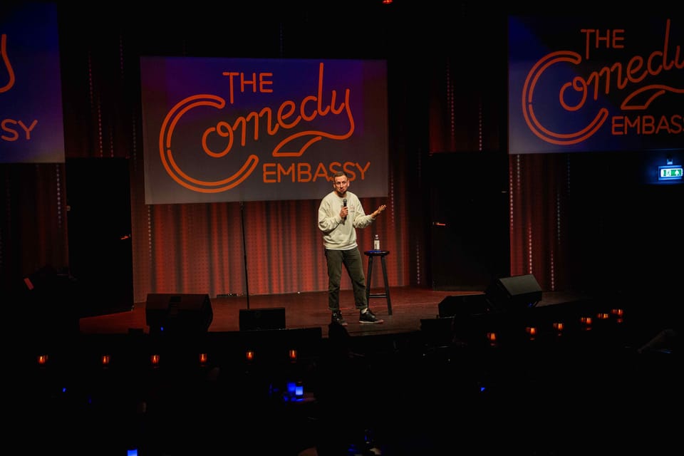 Amsterdam: The Comedy Embassy Stand-Up Show - Four comedians, one stage: how the lineup is set up