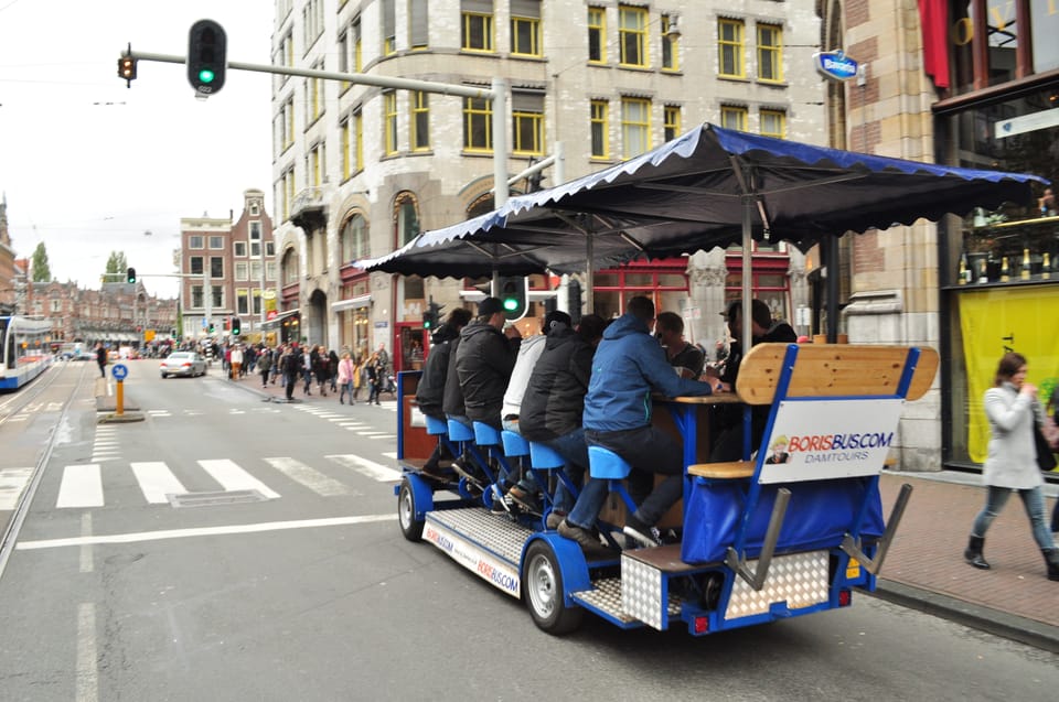 Amsterdam: The Original BUBBLES & BIKE Private Prosecco Tour - Where you ride: Amsterdam streets, the area outside the busy centre, and what to expect on the route