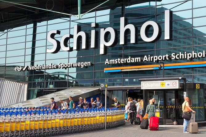 Amsterdam to Schiphol Airport Private Transfer - Driver Service Details That Actually Help (Water, WhatsApp, Chargers)