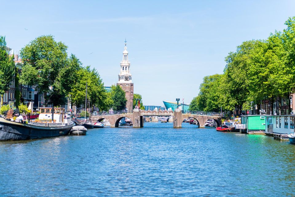 Amsterdam: Traditional Canal Cruise with Bar on Board - Bar on Board: A Small Convenience That Makes the Hour Feel Easy