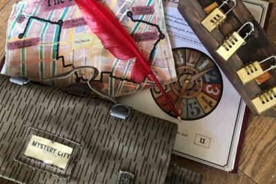 Amsterdam Treasure Hunt: The Mystery of a Secret Sender - Where You Start: Zwanenburgwal 178 and Getting Set Up Fast