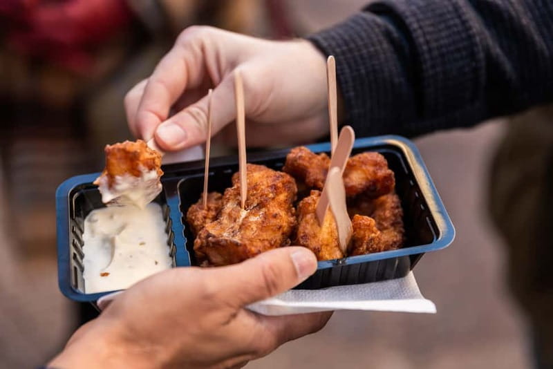 Amsterdam: Ultimate Amsterdam Food Tour - Spui starts the tour with classic Amsterdam comfort