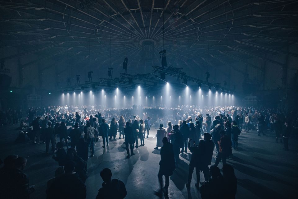 Amsterdam: Unfold.art 'Sora' Immersive Art Exhibit Ticket - The practical flow inside: what you’ll do once you’re there