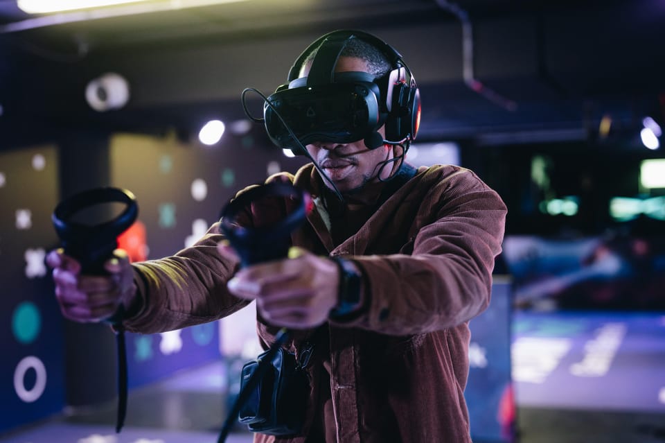 Amsterdam: VR Game Park Free-Roaming Experience - How the 25 minutes typically feel: action pacing, not a long commitment