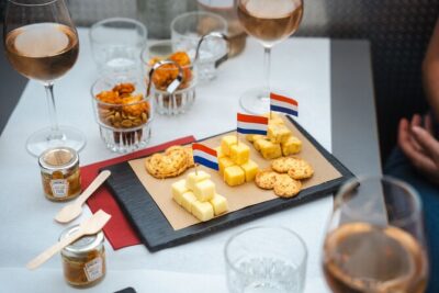 Amsterdam: Wine and Cheese Evening Cruise - Where you’ll meet and how the cruise runs
