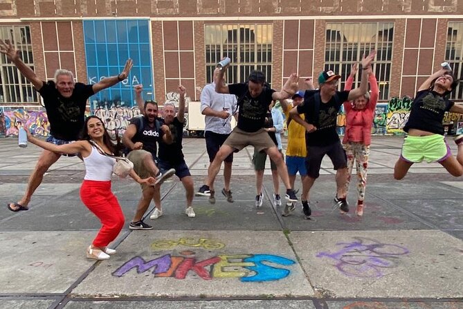 Amsterdam's Hidden Gems and Street Art Bike Tour - Starting point at Mike’s Bike Tours and what “small group” means