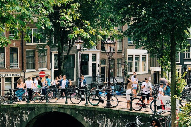 Amsterdam's Unexpected Treasures Private Walking Tour - University of Amsterdam Gateway: A Study in Hidden Corners