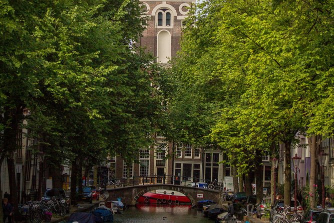 Anne Frank Private Bike Tour in Amsterdam - Price and value: what $130.04 gets you (and why it’s not just a rental)